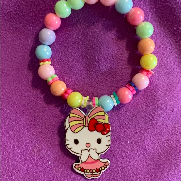 White and Pink Beaded Small Girls  Stretch Bracelet. - Picture 3 of 5